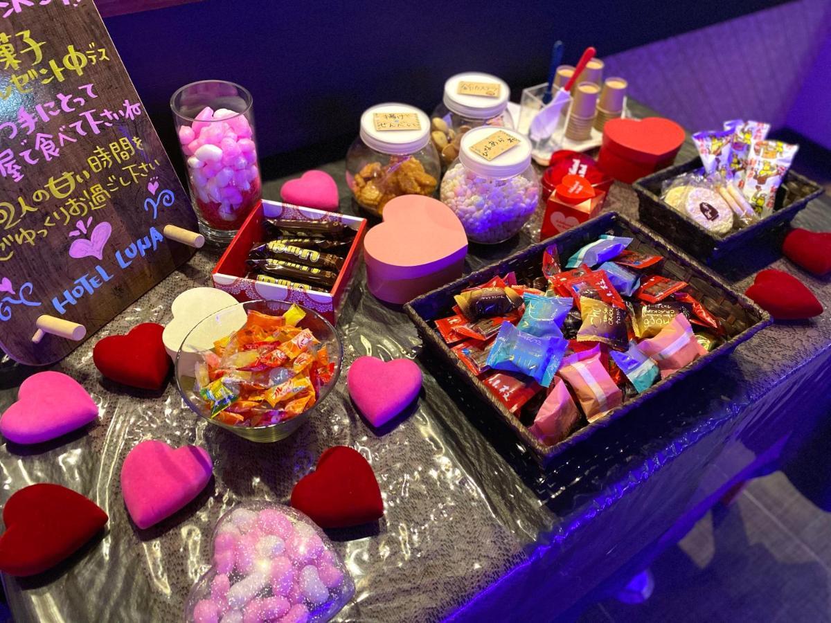 Hotel Luna (Adults Only) Tokyo Bagian luar foto