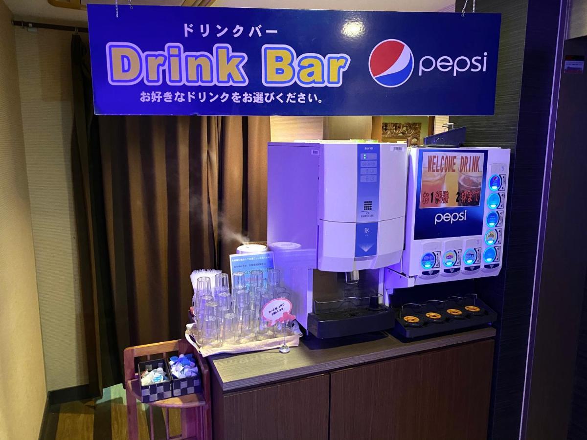 Hotel Luna (Adults Only) Tokyo Bagian luar foto